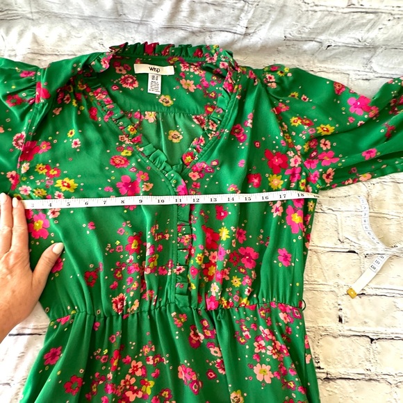 Wisp Green Floral Dresss - Picture 12 of 15